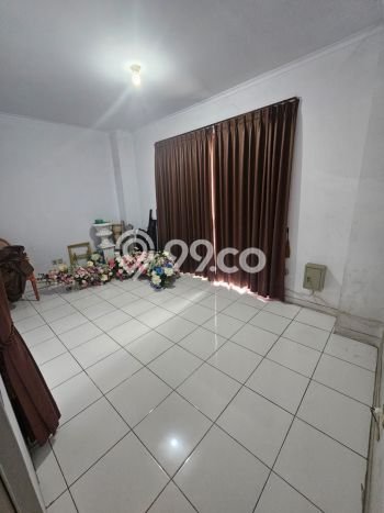 Jual Ruko di , Luas 180m2m², Area Bisnis, Akses Mudah Jual Ruko di , Luas 180m2m², Area Bisnis, Akses Mudah