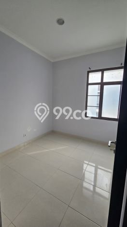 Rumah Nyaman 2 KT Luas Tanah 90m2m² di BSD Nusaloka, Tangerang Rumah Nyaman 2 KT Luas Tanah 90m2m² di BSD Nusaloka, Tangerang