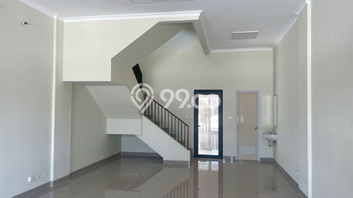 SEWA TERJANGKAU! Ruko di Gading Serpong, Luas 163m², Area Bisnis SEWA TERJANGKAU! Ruko di Gading Serpong, Luas 163m², Area Bisnis
