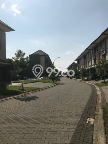 Jual Rumah Mewah Megah Dengan View Eksklusif di BSD Eminent, Tangerang Jual Rumah Mewah Megah Dengan View Eksklusif di BSD Eminent, Tangerang