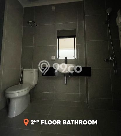 Dijual Rumah Luas Elegan Dengan View Eksklusif di Gading Serpong, Tangerang Dijual Rumah Luas Elegan Dengan View Eksklusif di Gading Serpong, Tangerang
