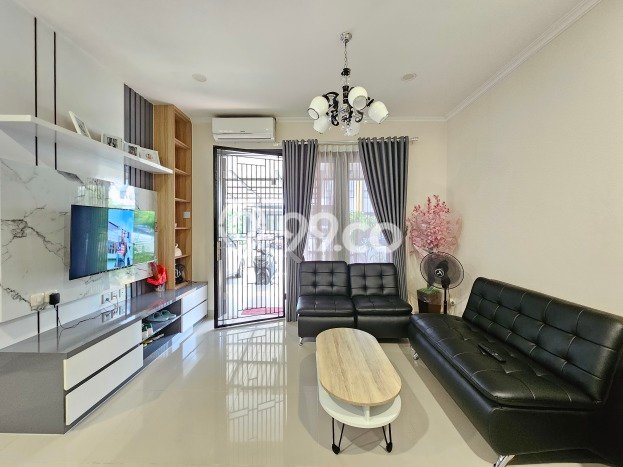 Rumah Minimalis 3 KT di Gading Serpong Tangerang Full Furnished Rumah Minimalis 3 KT di Gading Serpong Tangerang Full Furnished