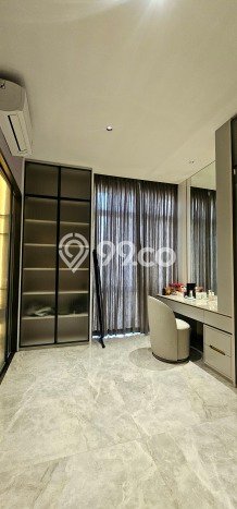 Hunian Mewah LB 285m2 Siap Huni Desain Elegan di BSD City, Tangerang Hunian Mewah LB 285m2 Siap Huni Desain Elegan di BSD City, Tangerang