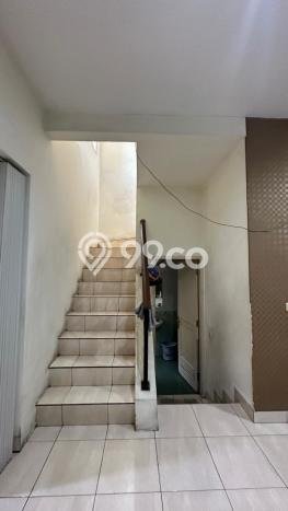 Hunian Nyaman Asri 4 KT Siap Pakai di BSD Tangerang Hunian Nyaman Asri 4 KT Siap Pakai di BSD Tangerang