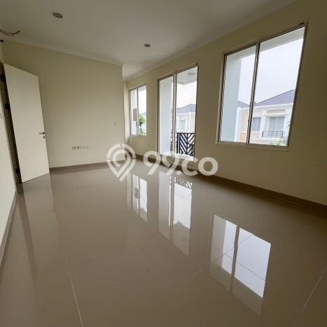 Hunian Elit LB 170m2 Siap Pakai Desain Elegan di Gading Serpong The Spring, Tangerang Hunian Elit LB 170m2 Siap Pakai Desain Elegan di Gading Serpong The Spring, Tangerang