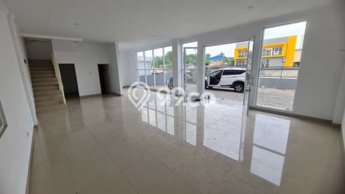 Gudang di Legok, Luas 540m², Disewakan, Area Bisnis, Ready Pakai Gudang di Legok, Luas 540m², Disewakan, Area Bisnis, Ready Pakai
