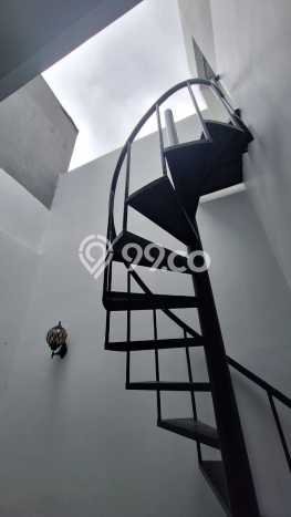 Rumah LT 162m² / LB 183m² View Gunung di BSD Griya Loka, Tangerang Rumah LT 162m² / LB 183m² View Gunung di BSD Griya Loka, Tangerang