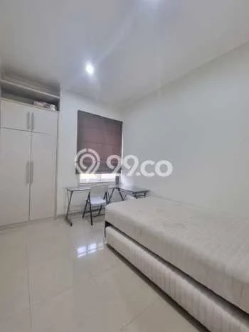 Jarang Ada! Rumah Sewa 4 Kamar Bagus Siap Huni Gading Serpong The Spring Jarang Ada! Rumah Sewa 4 Kamar Bagus Siap Huni Gading Serpong The Spring