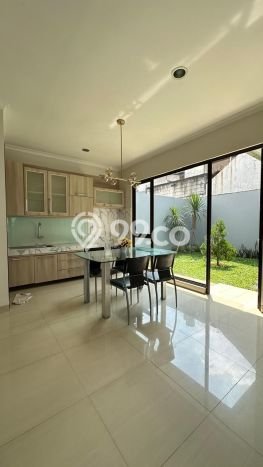 For Sale! Luxury House LT 200m2 Desain Modern di BSD The Icon For Sale! Luxury House LT 200m2 Desain Modern di BSD The Icon
