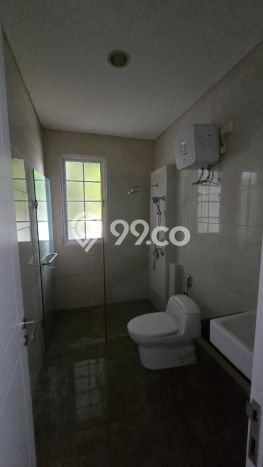 Sewa Rumah Murah di BSD Tangerang dengan 4 Kamar Tidur Sewa Rumah Murah di BSD Tangerang dengan 4 Kamar Tidur