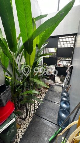 Hunian Mewah LB 144m2 Siap Huni Desain Elegan di BSD, Tangerang Hunian Mewah LB 144m2 Siap Huni Desain Elegan di BSD, Tangerang