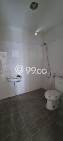 Area Strategis! Disewakan Ruko Lokasi Serpong Utara, Tangerang Selatan Cocok untuk Bisnis Area Strategis! Disewakan Ruko Lokasi Serpong Utara, Tangerang Selatan Cocok untuk Bisnis
