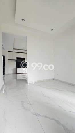 Rumah Mewah LB 300m2 Siap Huni Desain Elegan di BSD The Icon, Tangerang Rumah Mewah LB 300m2 Siap Huni Desain Elegan di BSD The Icon, Tangerang