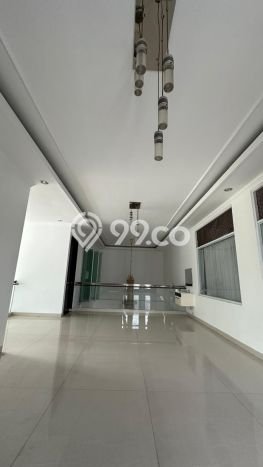 Rumah di BSD The Green, Tangerang, Luas 340m² Bangunan 400m² Rumah di BSD The Green, Tangerang, Luas 340m² Bangunan 400m²