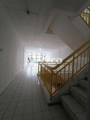 LOKASI STRATEGIS! Ruko Disewakan di Gading Serpong, Luas 255m2m², Pusat Niaga LOKASI STRATEGIS! Ruko Disewakan di Gading Serpong, Luas 255m2m², Pusat Niaga