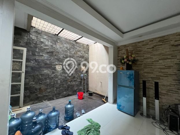 Rumah Luxury Modern Tanpa Renovasi di BSD Victoria Park Lane Tangerang Rumah Luxury Modern Tanpa Renovasi di BSD Victoria Park Lane Tangerang