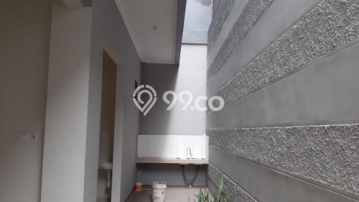 Unit Ruko Dijual di Tangerang LT 108m2 & LB 250m2 Unit Ruko Dijual di Tangerang LT 108m2 & LB 250m2