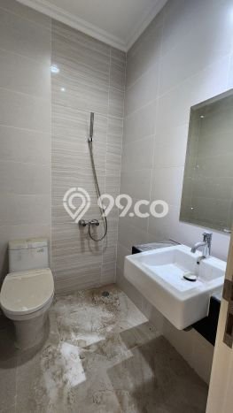 Ready to Use! Luxury House LT 128m2 Desain Modern di Gading Serpong The Spring Ready to Use! Luxury House LT 128m2 Desain Modern di Gading Serpong The Spring