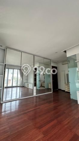 Rumah di BSD The Green, Tangerang, Luas 340m² Bangunan 400m² Rumah di BSD The Green, Tangerang, Luas 340m² Bangunan 400m²