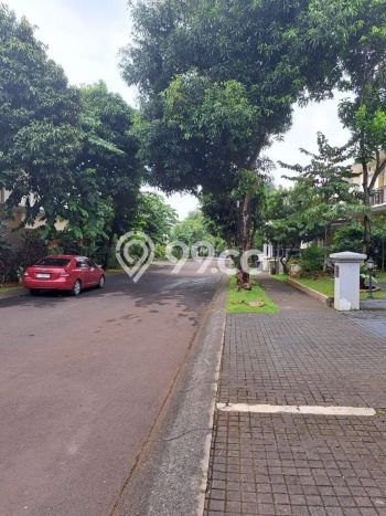 SPECIAL PROPERTY! Rumah di BSD Bukit Golf, LT 371m² LB 450m² SPECIAL PROPERTY! Rumah di BSD Bukit Golf, LT 371m² LB 450m²