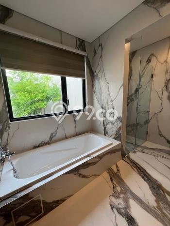 Rumah sewa siap pakai 5 Kamar Tidur di BSD, Tangerang Rumah sewa siap pakai 5 Kamar Tidur di BSD, Tangerang