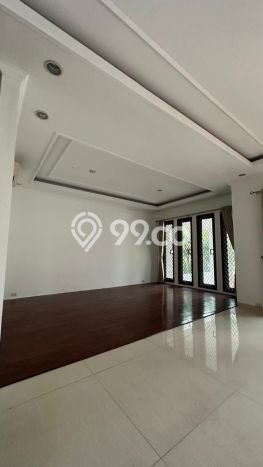 Rumah di BSD The Green, Tangerang, Luas 340m² Bangunan 400m² Rumah di BSD The Green, Tangerang, Luas 340m² Bangunan 400m²