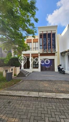 Rumah Elit LB 215m2 Siap Pakai Desain Elegan di BSD Green Wich, Tangerang Rumah Elit LB 215m2 Siap Pakai Desain Elegan di BSD Green Wich, Tangerang