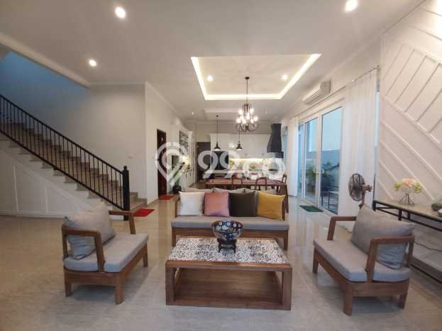 Investasi Menjanjikan 4 Kamar Tidur Lokasi Prestisius di Jantung Kota BSD Eminent, Tangerang Investasi Menjanjikan 4 Kamar Tidur Lokasi Prestisius di Jantung Kota BSD Eminent, Tangerang