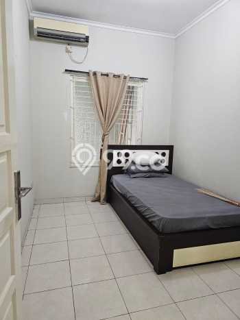Disewakan! Rumah 3 Kamar Tidur &
2 Kamar Mandi di Alam Sutera, Tangerang Disewakan! Rumah 3 Kamar Tidur &
2 Kamar Mandi di Alam Sutera, Tangerang