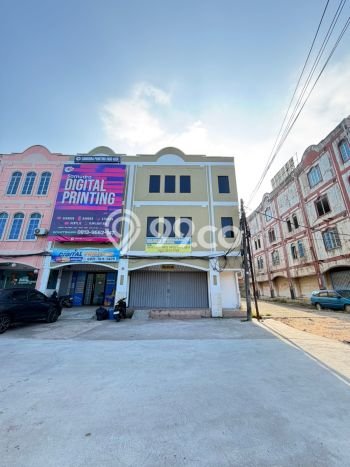 Ruko Disewa di Batam dengan LB 416m2 Area Komersial Ramai Ruko Disewa di Batam dengan LB 416m2 Area Komersial Ramai