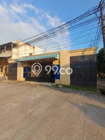 Hunian Strategis 2 KT LB 100m2 Kondisi Bagus di Tiban Hunian Strategis 2 KT LB 100m2 Kondisi Bagus di Tiban