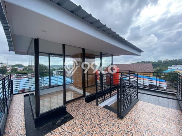 Rumah Modern 4 KT di Nagoya Batam Unfurnished Rumah Modern 4 KT di Nagoya Batam Unfurnished