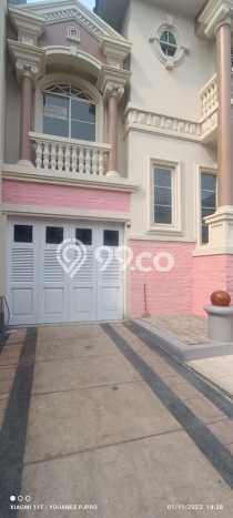 Rumah Disewakan Jakarta Barat LT 120m2 LB 160m2 Area Green Mansion Rumah Disewakan Jakarta Barat LT 120m2 LB 160m2 Area Green Mansion
