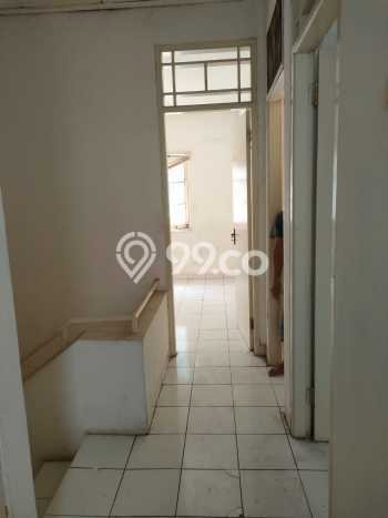 Disewakan! Rumah 3 Kamar Tidur &
2 Kamar Mandi di Taman Palem, Jakarta Barat Disewakan! Rumah 3 Kamar Tidur &
2 Kamar Mandi di Taman Palem, Jakarta Barat
