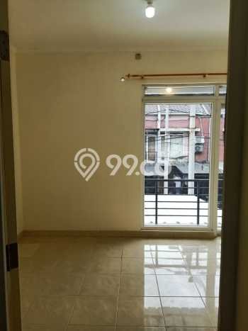 Rumah Sewa Jakarta Barat LT 48m2 LB 50m2 Area Taman Surya Rumah Sewa Jakarta Barat LT 48m2 LB 50m2 Area Taman Surya