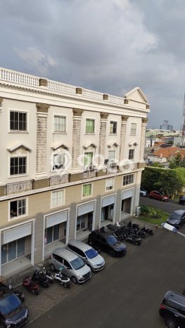 Ruko Lokasi Strategis Kawasan Green Lake City, Luas 286m², Disewakan, Pusat Bisnis Ruko Lokasi Strategis Kawasan Green Lake City, Luas 286m², Disewakan, Pusat Bisnis
