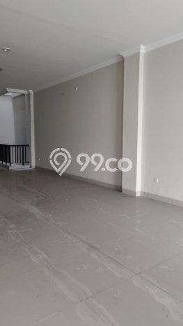 Ruko Area Premium di Green Lake City, Luas 286m², Disewakan, Pusat Bisnis Ruko Area Premium di Green Lake City, Luas 286m², Disewakan, Pusat Bisnis