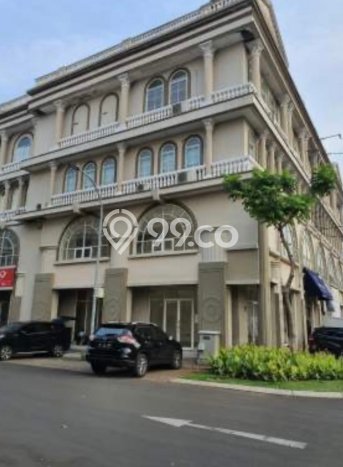 AREA BERKEMBANG! Ruko Disewakan di Green Lake City, Luas 286m², Ready Usaha AREA BERKEMBANG! Ruko Disewakan di Green Lake City, Luas 286m², Ready Usaha