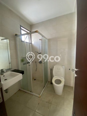 LIMITED UNIT! Rumah di Green Lake City, 3 KM, Luas 105m² Bangunan 116m² LIMITED UNIT! Rumah di Green Lake City, 3 KM, Luas 105m² Bangunan 116m²