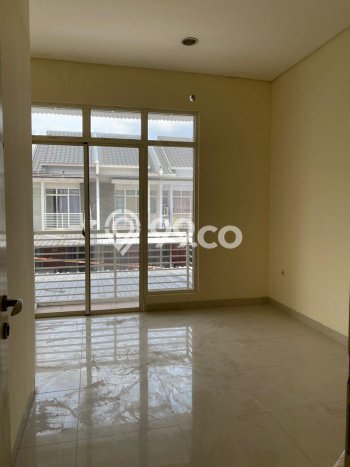 Rumah area Green Lake City, 2 KM, Area Potensial Rumah area Green Lake City, 2 KM, Area Potensial