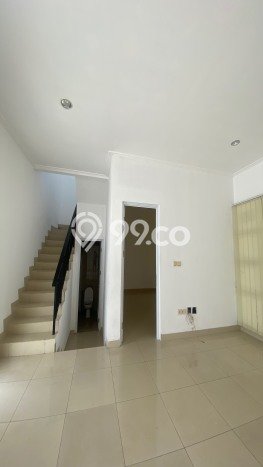 PENAWARAN EKSKLUSIF! Rumah di Green Lake City, 3 KM, Lingkungan Elite, LT 130m² LB 135m² PENAWARAN EKSKLUSIF! Rumah di Green Lake City, 3 KM, Lingkungan Elite, LT 130m² LB 135m²