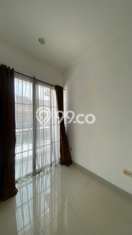 BEST LOCATION! Rumah di Green Lake City, Dekat Stasiun, 2 KT, LT 48m² Bangunan 60m² BEST LOCATION! Rumah di Green Lake City, Dekat Stasiun, 2 KT, LT 48m² Bangunan 60m²