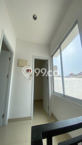 RECOMMENDED! Rumah di Green Lake City, 3 KT, Lokasi Strategis, Luas 130m² Bangunan 137m² RECOMMENDED! Rumah di Green Lake City, 3 KT, Lokasi Strategis, Luas 130m² Bangunan 137m²