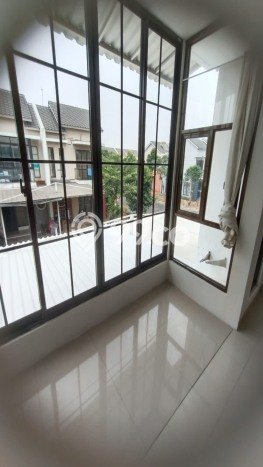 KESEMPATAN TERBAIK! Rumah di Green Lake City, 2 KT, Ready, LT 48m² Bangunan 60m² KESEMPATAN TERBAIK! Rumah di Green Lake City, 2 KT, Ready, LT 48m² Bangunan 60m²
