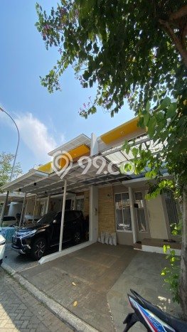 PENAWARAN EKSKLUSIF! Rumah kawasan Green Lake City, 3 KM, Lingkungan Elite, Luas 90m² LB 100m² PENAWARAN EKSKLUSIF! Rumah kawasan Green Lake City, 3 KM, Lingkungan Elite, Luas 90m² LB 100m²