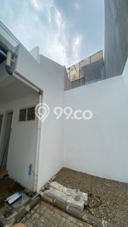 NEW LISTING! Rumah di Green Lake City, Siap Huni, 3 KM, Akses Green Lake City, Jakarta Barat, Jakarta Barat, LT 120m² LB 150m² NEW LISTING! Rumah di Green Lake City, Siap Huni, 3 KM, Akses Green Lake City, Jakarta Barat, Jakarta Barat, LT 120m² LB 150m²