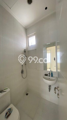 NEW LISTING! Rumah di Green Lake City, Siap Huni, 3 KM, Akses Green Lake City, Jakarta Barat, Jakarta Barat, LT 120m² LB 150m² NEW LISTING! Rumah di Green Lake City, Siap Huni, 3 KM, Akses Green Lake City, Jakarta Barat, Jakarta Barat, LT 120m² LB 150m²