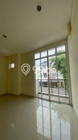 PREMIUM CHOICE! Rumah kawasan Green Lake City, 3 KM, Lingkungan Strategis, Luas 144m² Bangunan 147m² PREMIUM CHOICE! Rumah kawasan Green Lake City, 3 KM, Lingkungan Strategis, Luas 144m² Bangunan 147m²
