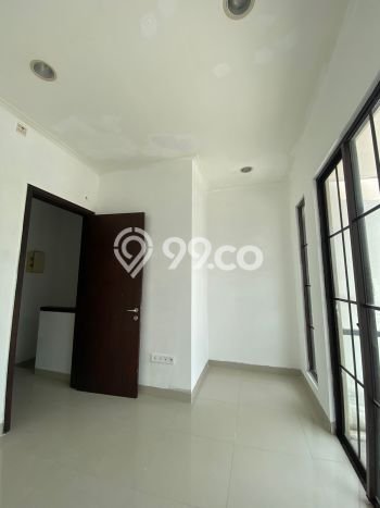 SPECIAL OFFER! Rumah area Green Lake City, 2 KM, Lingkungan Asri, Luas 48m² LB 76m² SPECIAL OFFER! Rumah area Green Lake City, 2 KM, Lingkungan Asri, Luas 48m² LB 76m²