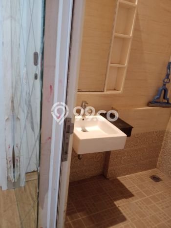 Rumah area Green Lake City, 4 KT, Lingkungan Strategis, Luas 250m² LB 211m² Rumah area Green Lake City, 4 KT, Lingkungan Strategis, Luas 250m² LB 211m²